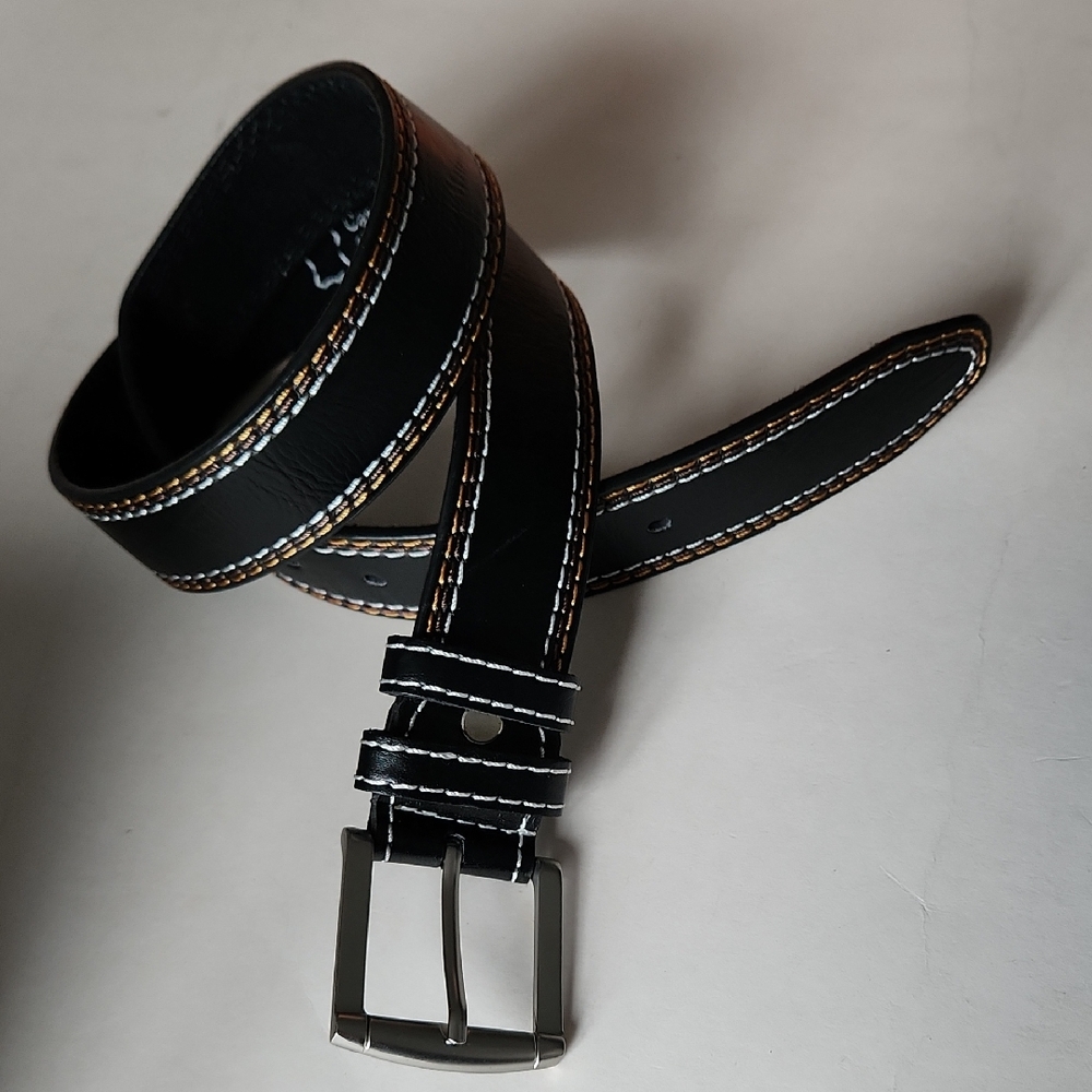 GORGEOUS***Unisex Canadian Longhorn Black Genuine Leather Belt
